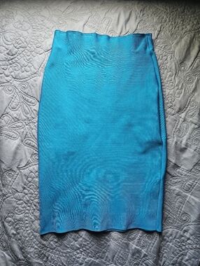 WOW couture Turquoise Pencil Skirt - Slim Silhouette